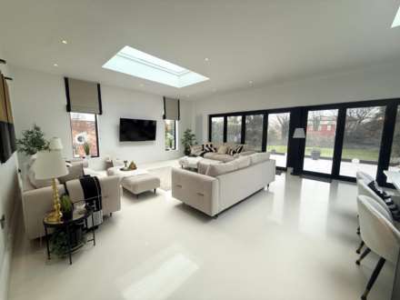 Westcliffe, Southport, Image 2