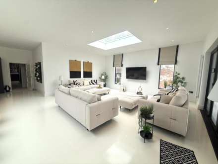 Westcliffe, Southport, Image 5