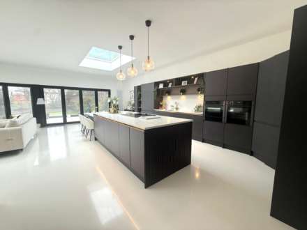 Westcliffe, Southport, Image 6