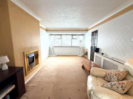 Hall Drive, Old Hall Estate, Image 2