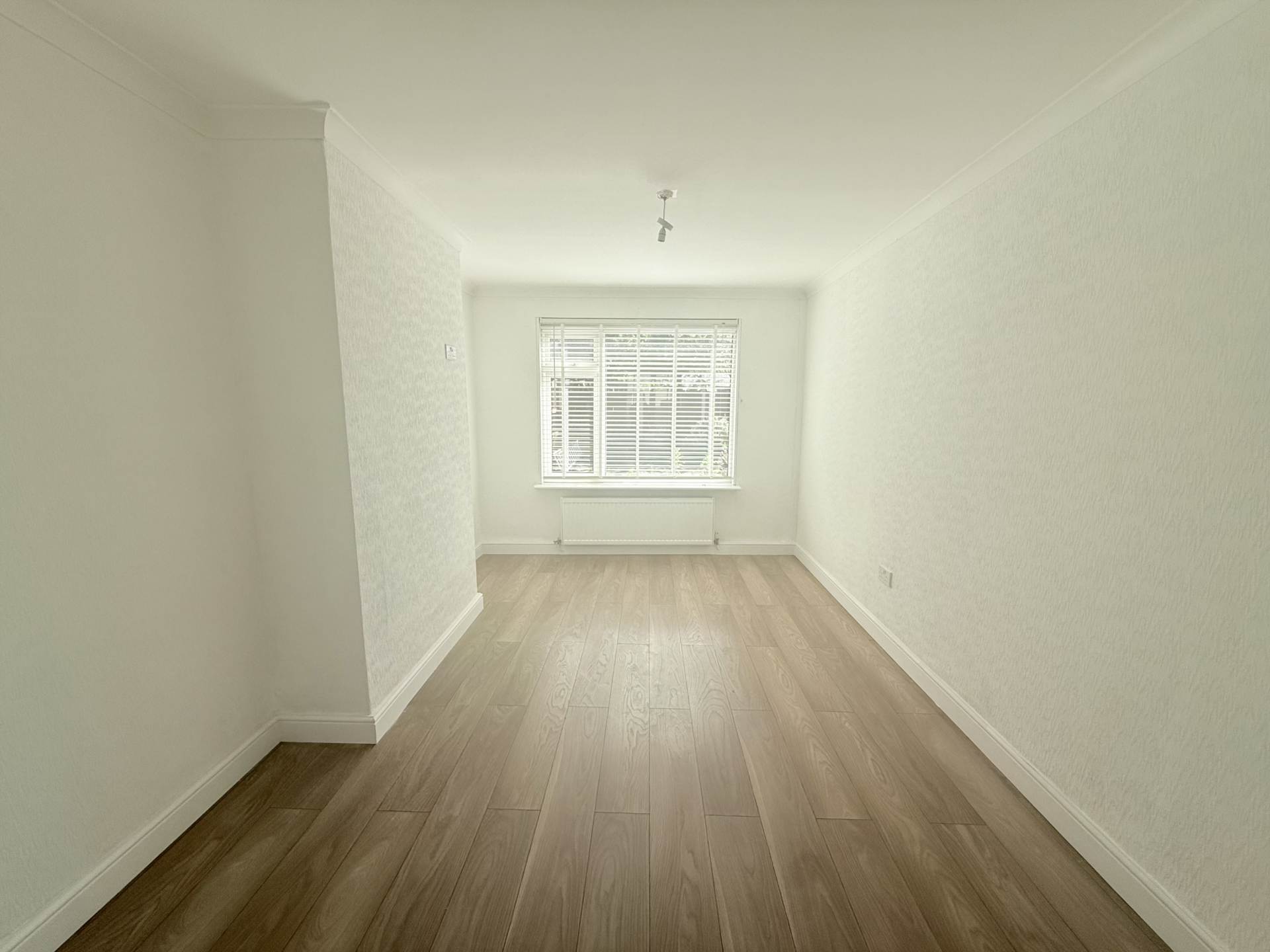 Ravenhead Ave, Southdene, Image 2