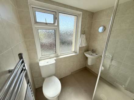 Ravenhead Ave, Southdene, Image 8