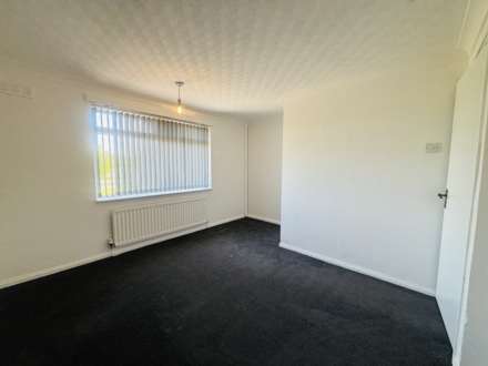 Old Farm Road, Southdene, Image 12