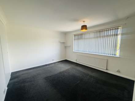 Old Farm Road, Southdene, Image 13