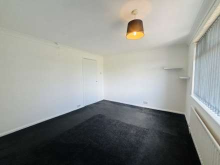 Old Farm Road, Southdene, Image 14