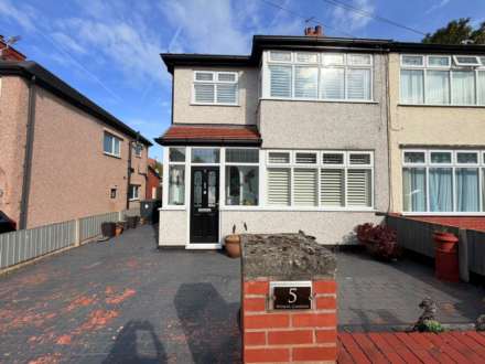 Wineva Gardens, Liverpool