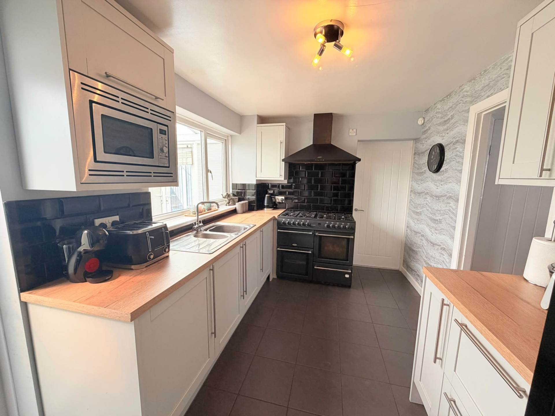 Avon Close, Shevington Park, Image 6