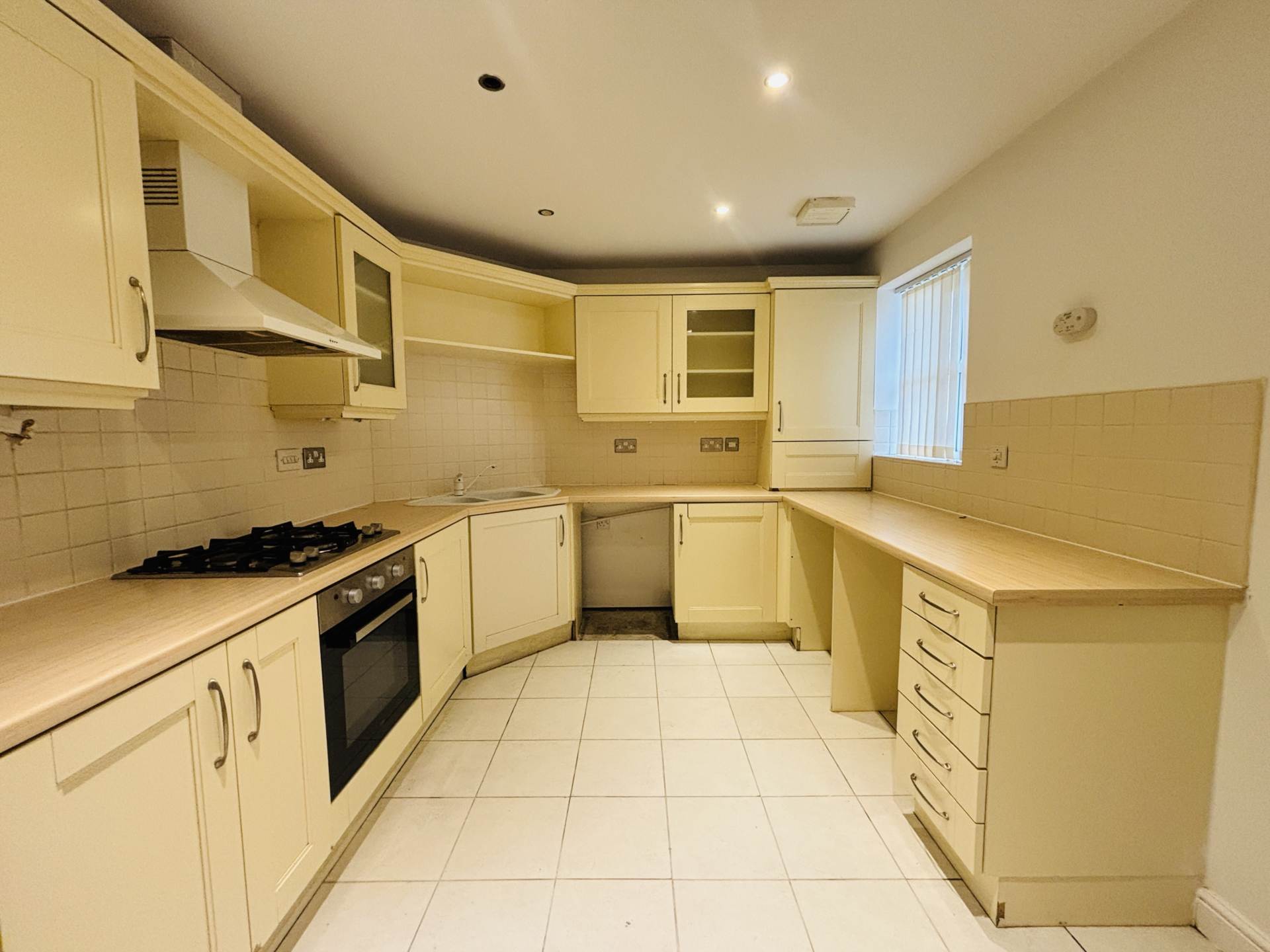 Larkspur Court, Melling, Image 6