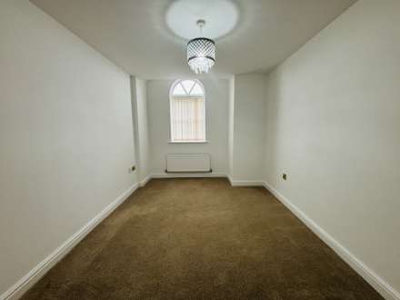 Larkspur Court, Melling, Image 8