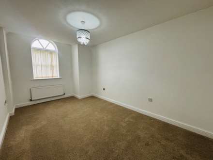Larkspur Court, Melling, Image 9