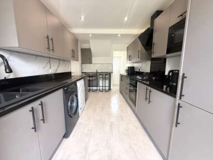 Scoter Road, Northwood, Image 3