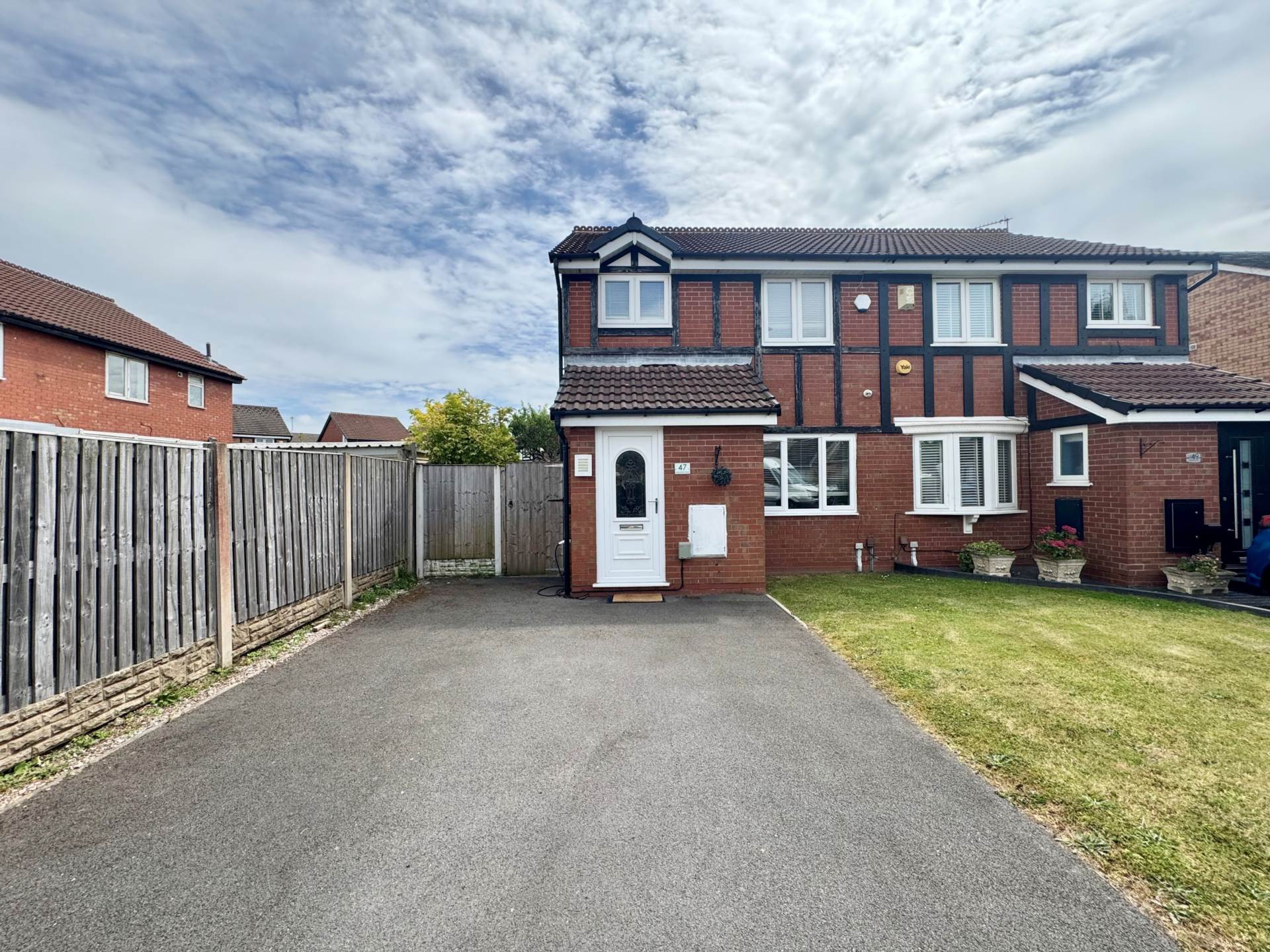 Moorfoot Way, Melling Mount, Image 1