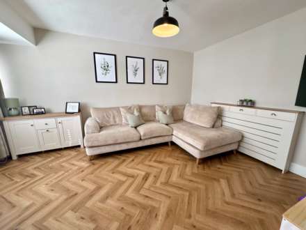 Millbrook Drive, Old Hall Estate, Image 5