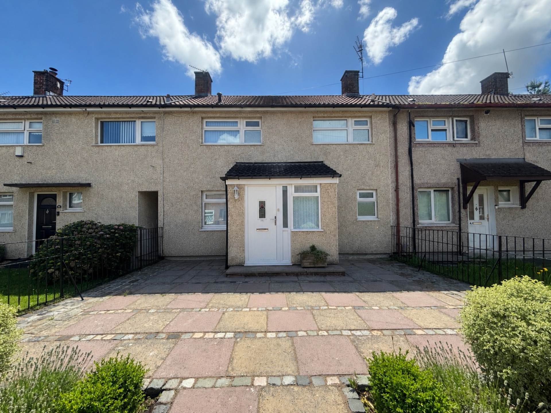 Birbeck Walk, Northwood, Image 1