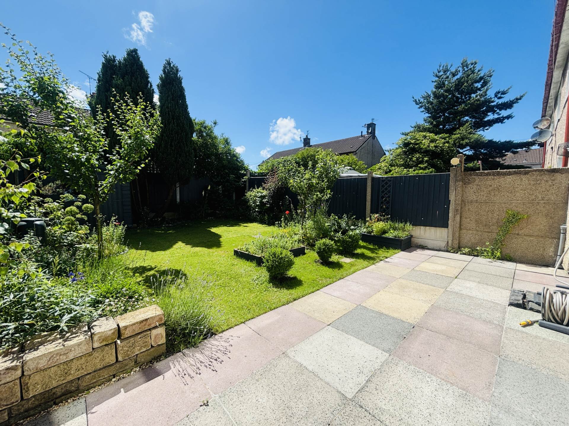 Birbeck Walk, Northwood, Image 21