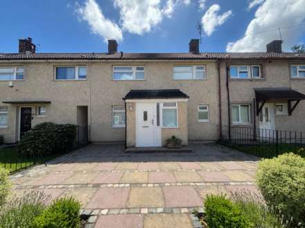 Birbeck Walk, Northwood