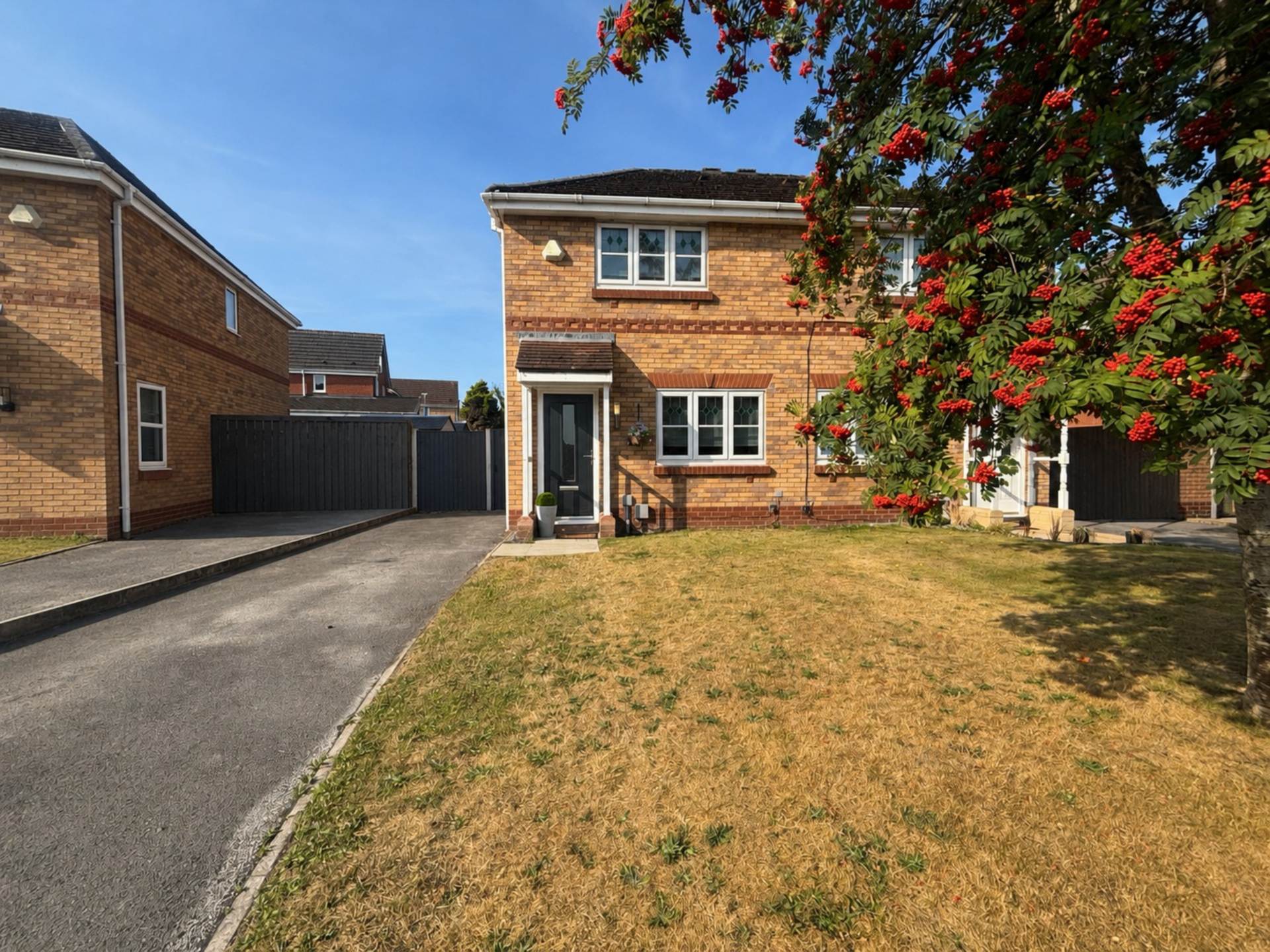 Monash Close, Shevington Park, Image 1
