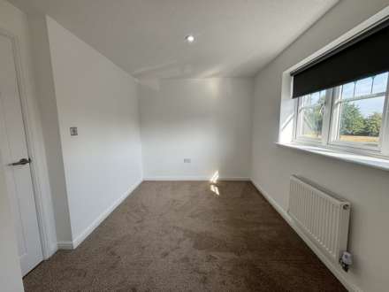Monash Close, Shevington Park, Image 11