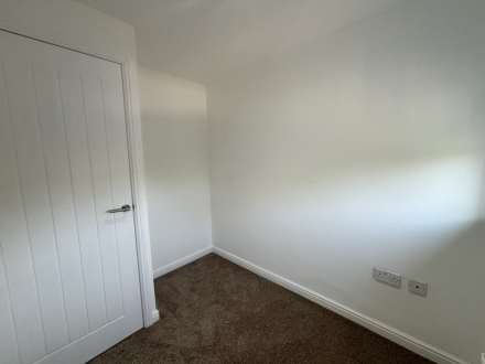 Monash Close, Shevington Park, Image 16