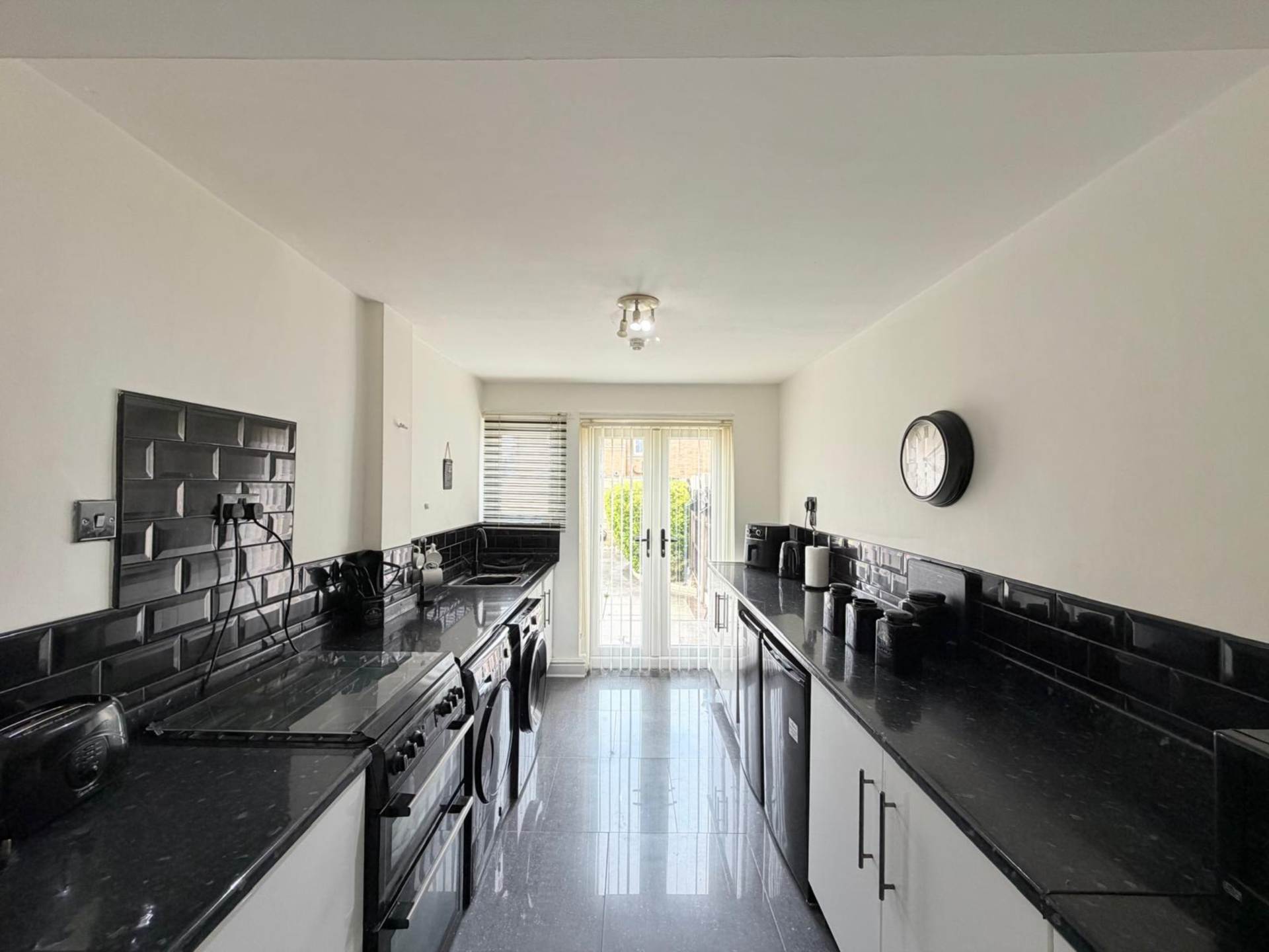 Henlow Avenue, Southdene, Image 6