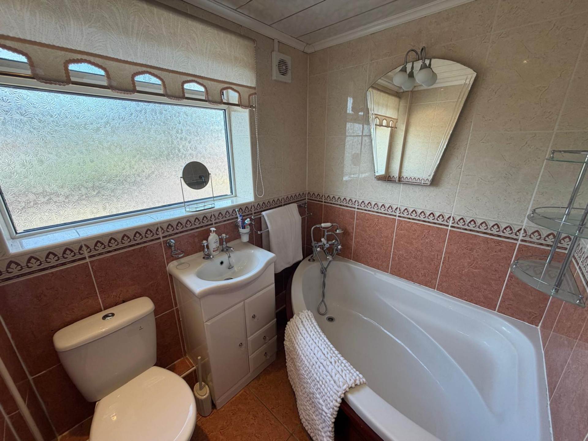 Laburnum Crescent, Liverpool, Image 10