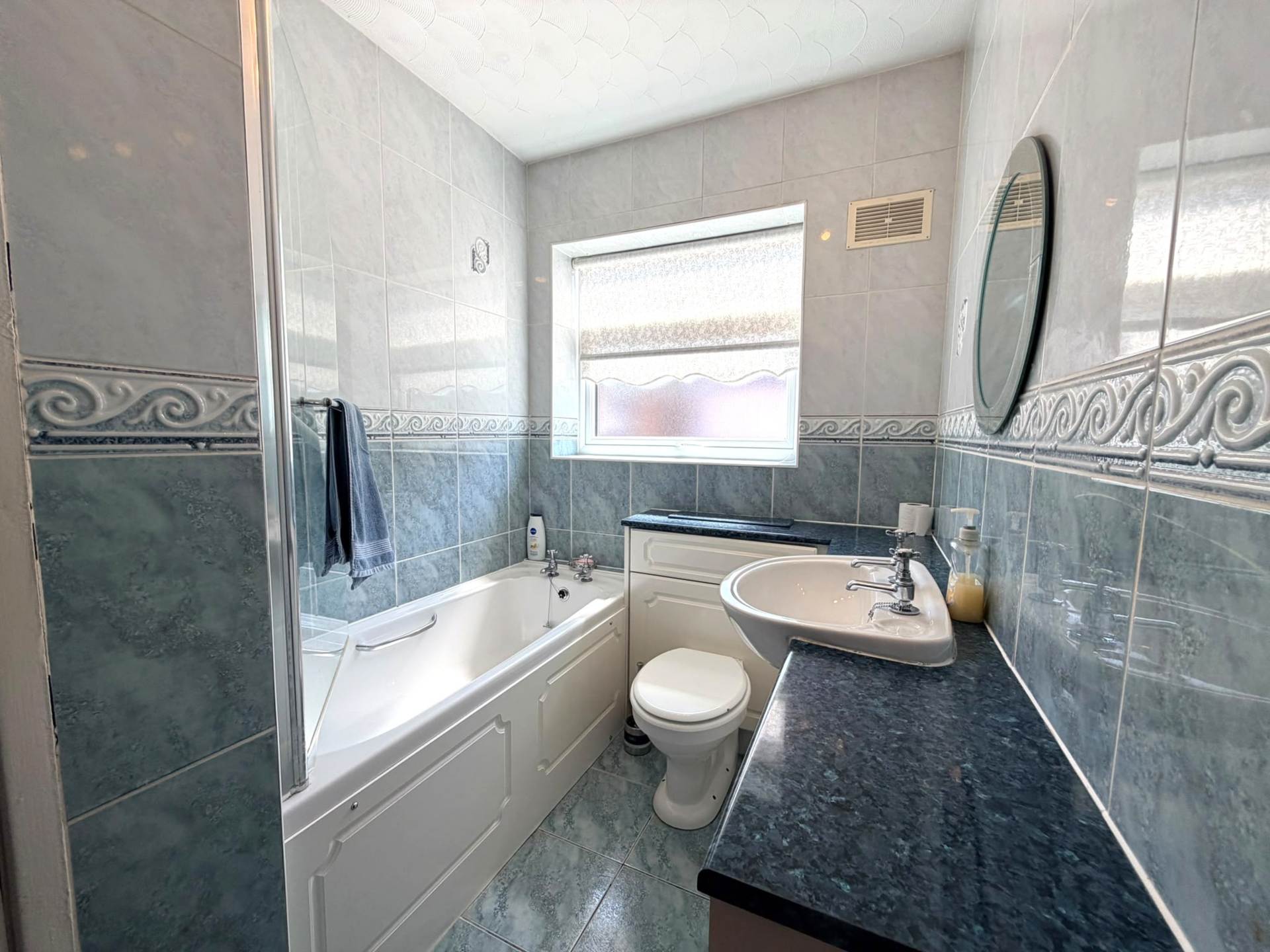 Domar Close, Southdene, Image 19