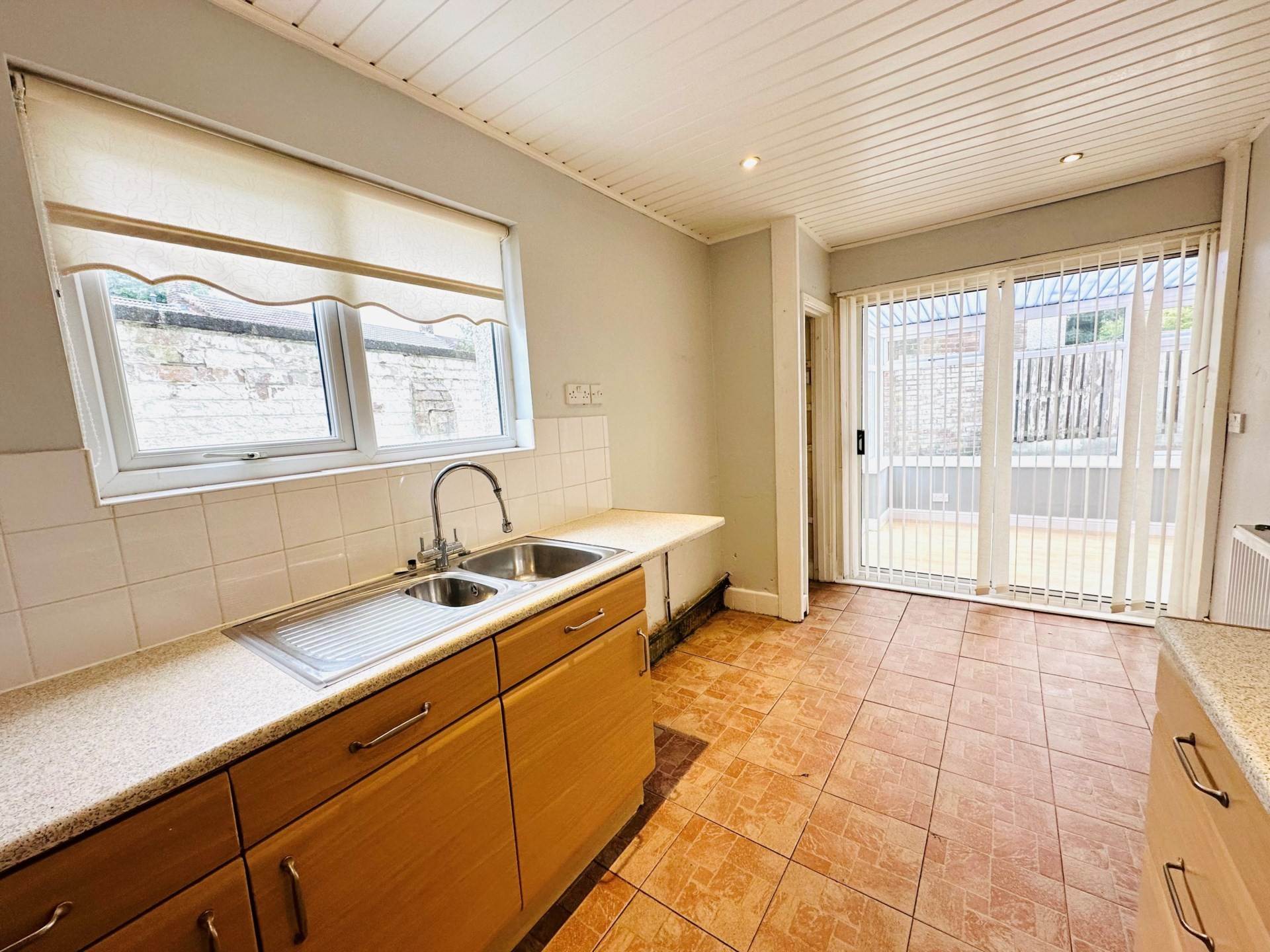 Burnard Crescent, Northwood, Image 9