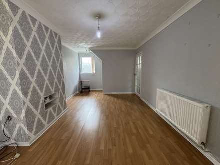 Burnard Crescent, Northwood, Image 4