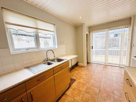 Burnard Crescent, Northwood, Image 9