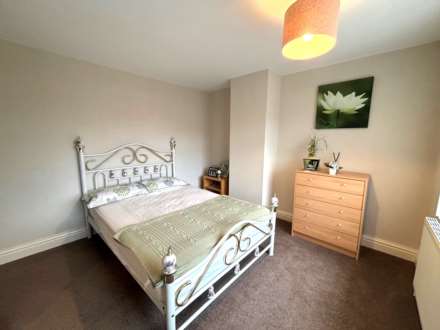 Lydbury Crescent, Southdene, Image 16