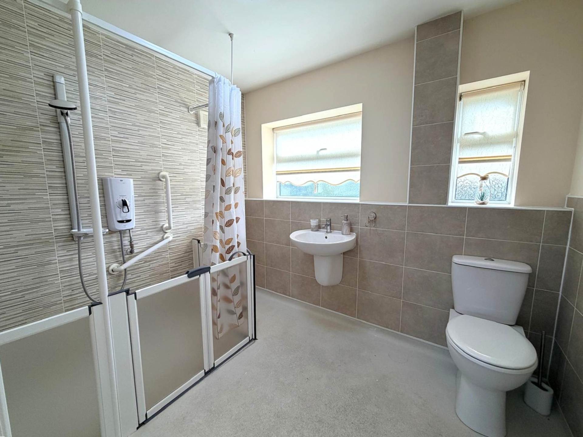Leeside Close, Southdene, Image 13