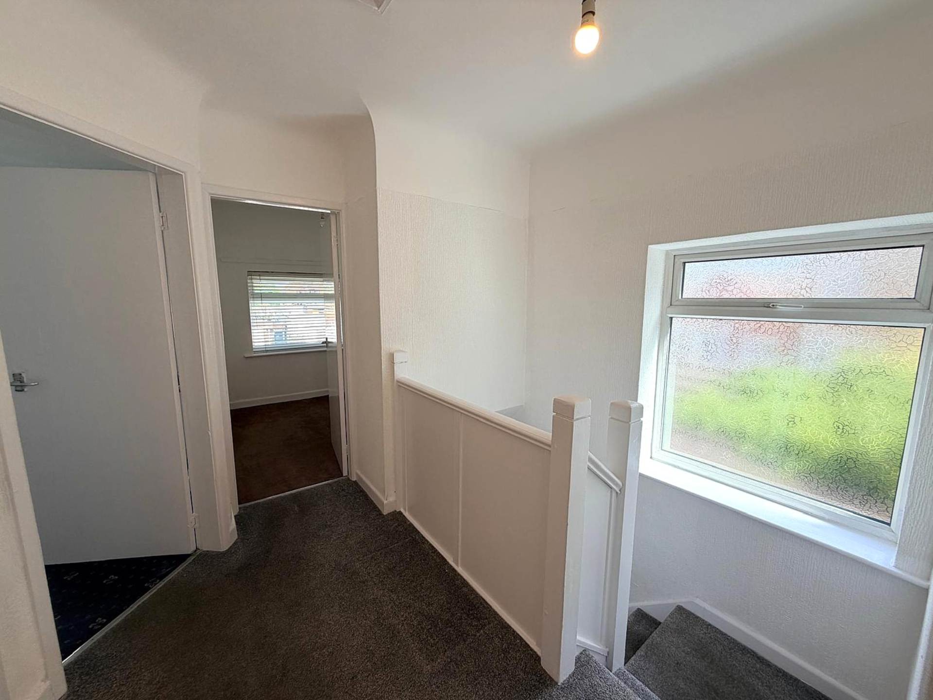 Leeside Close, Southdene, Image 9