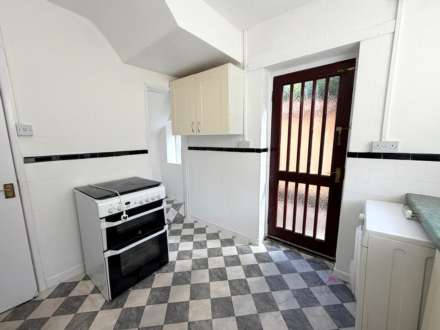 Leeside Close, Southdene, Image 7