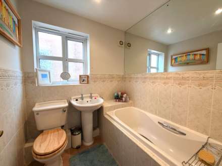 Chestnut Walk, Melling, Image 15