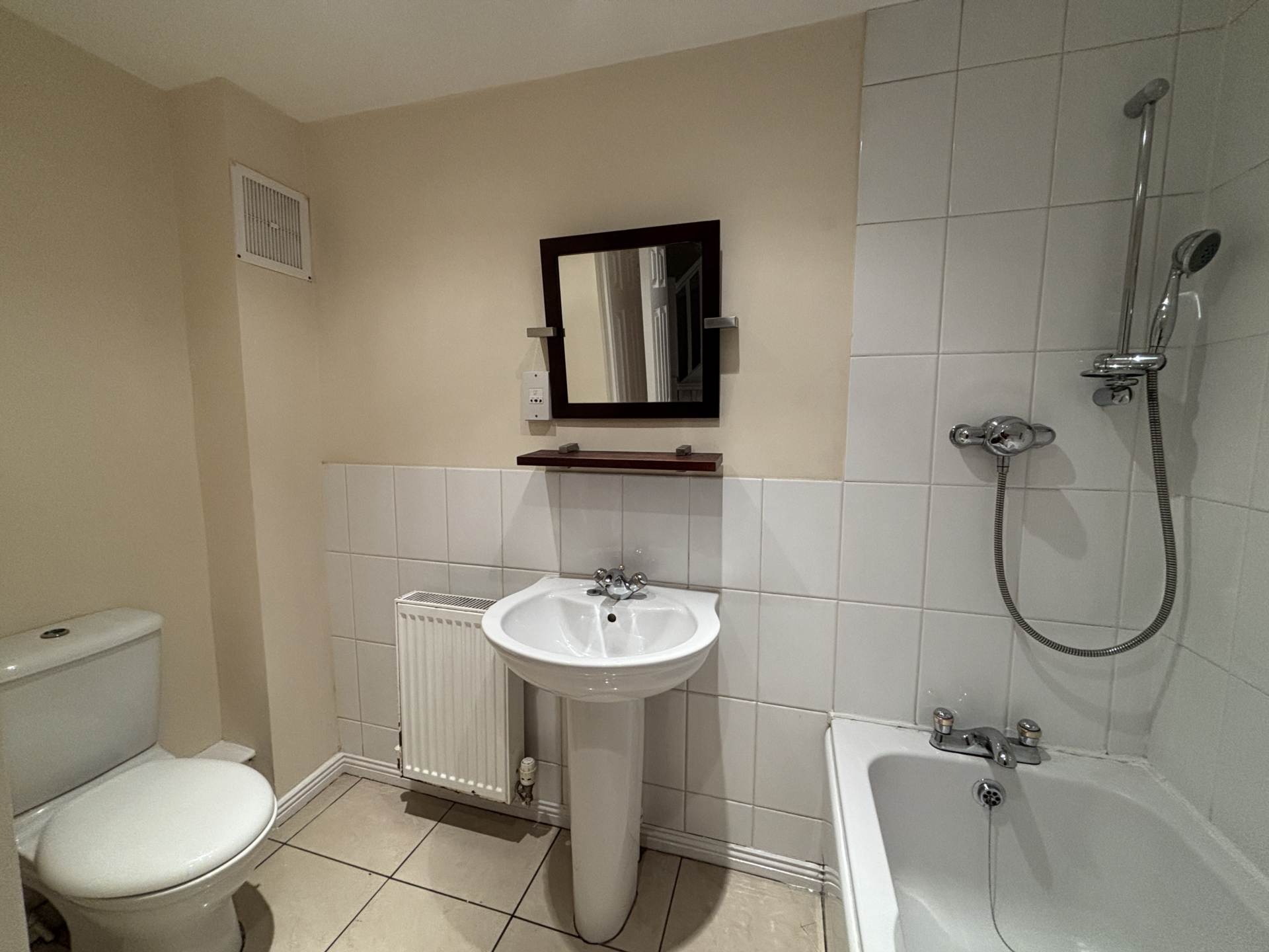 Gibson Close, Littledale, Image 21