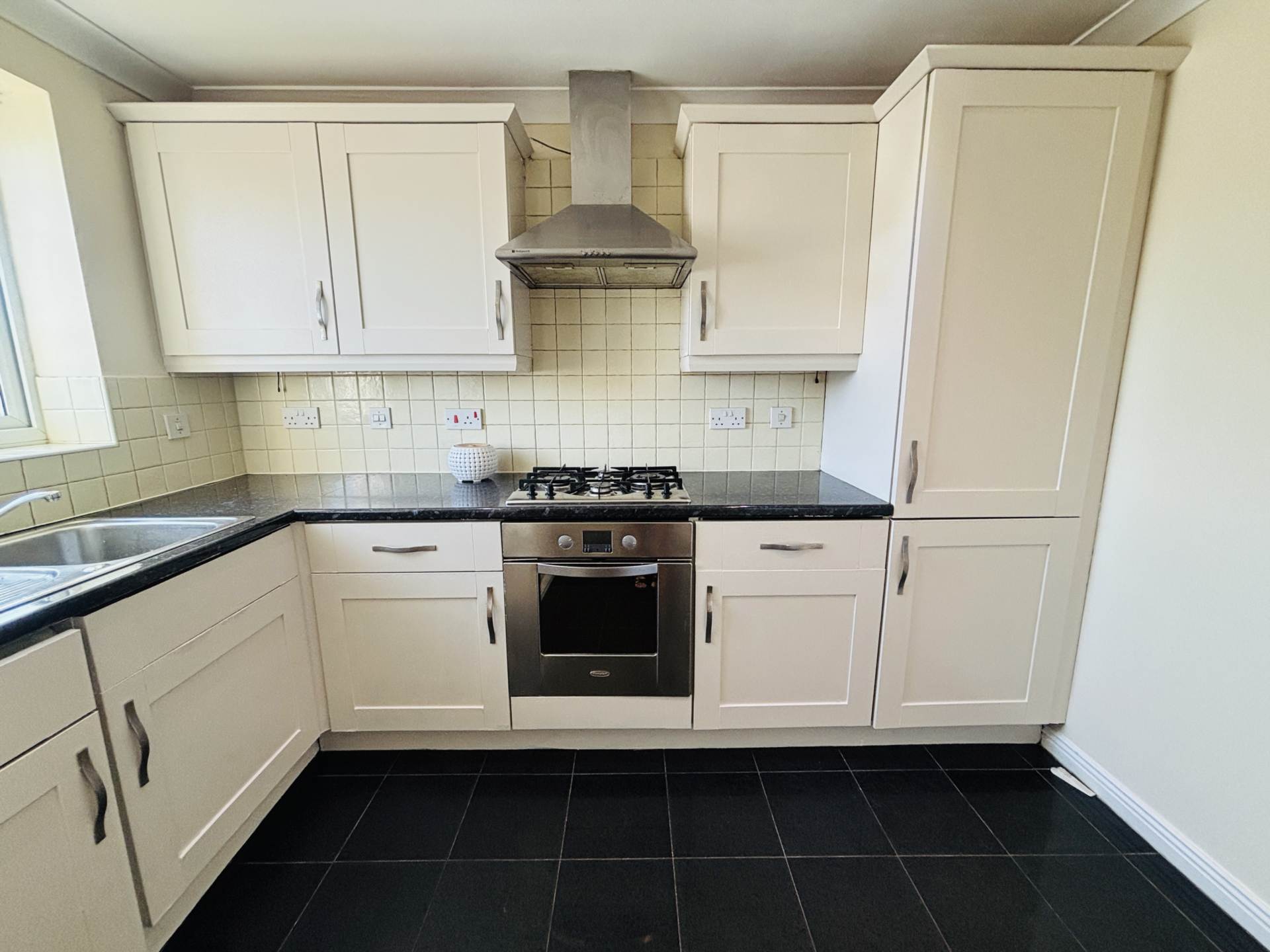 Gibson Close, Littledale, Image 9