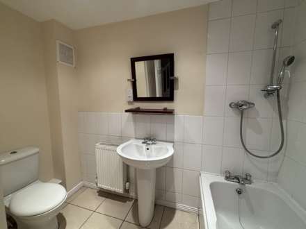 Gibson Close, Littledale, Image 21