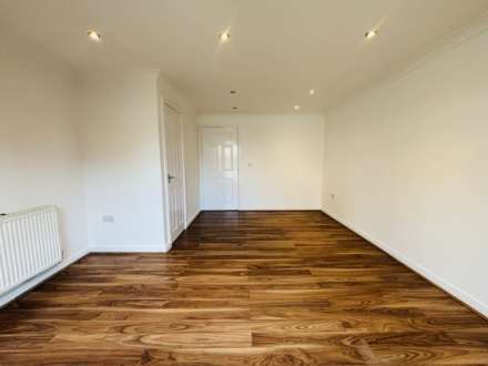 Gibson Close, Littledale, Image 7