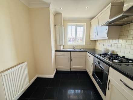 Gibson Close, Littledale, Image 8