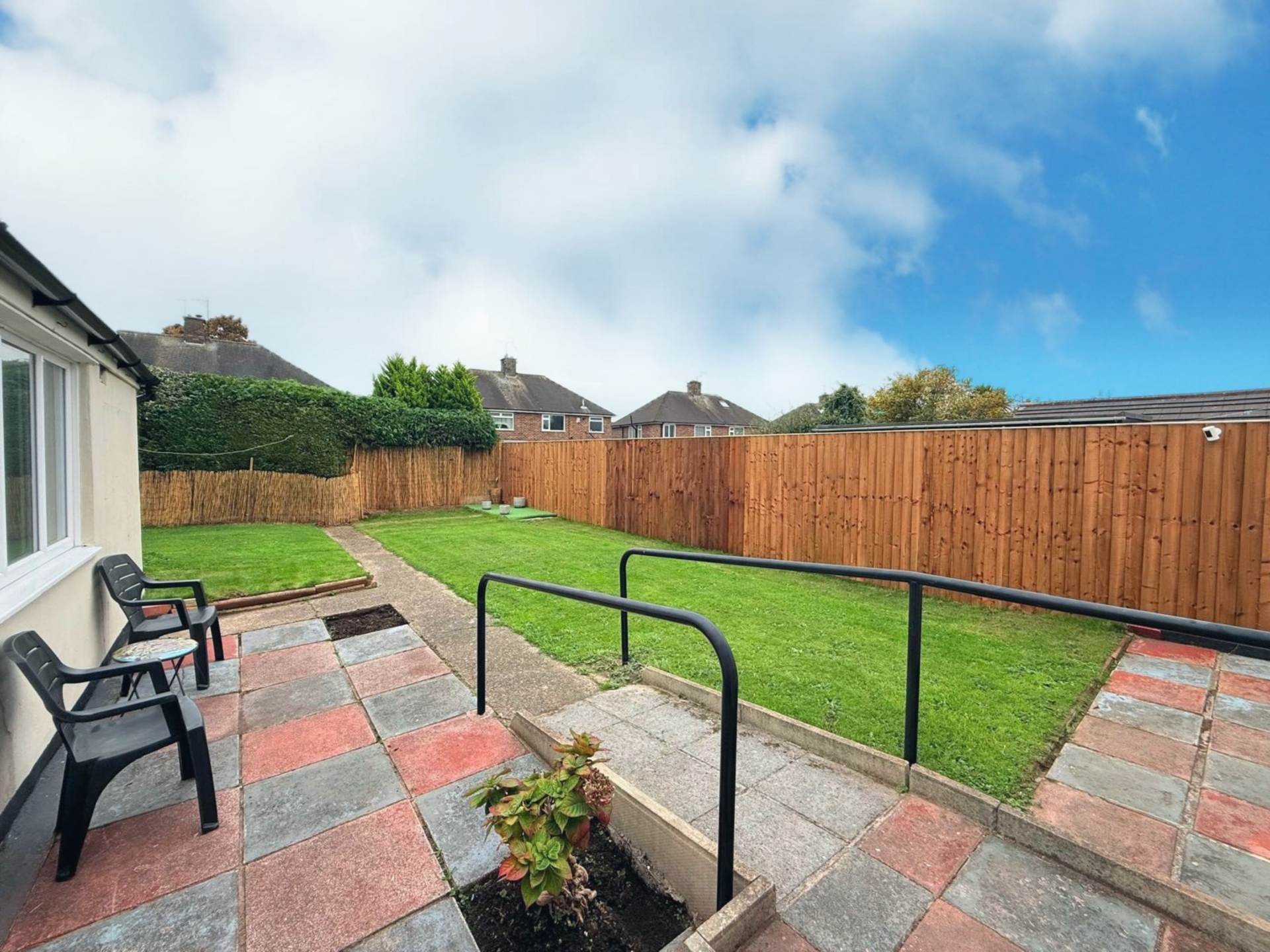 Domar Close, Southdene, Image 17