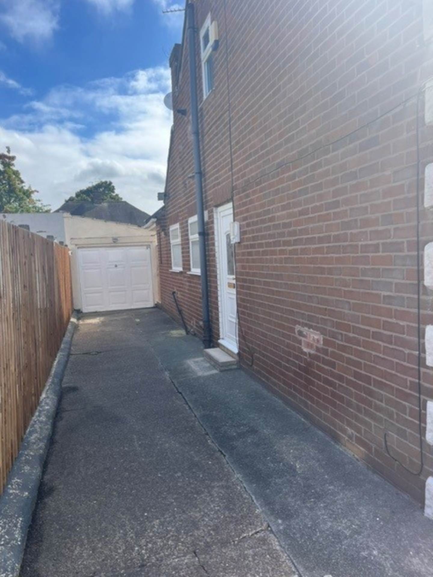 Domar Close, Southdene, Image 18