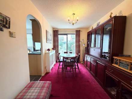 Perth Close, Melling Mount, Image 3