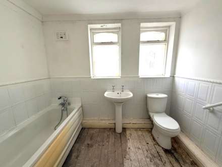 Windermere Drive, Towehill, Image 8