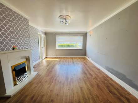Millbrook Crescent, Old Hall Estate, Image 3
