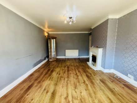 Millbrook Crescent, Old Hall Estate, Image 4