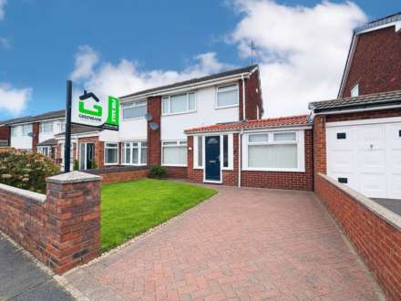 Dee Close, Shevington Park, Image 1