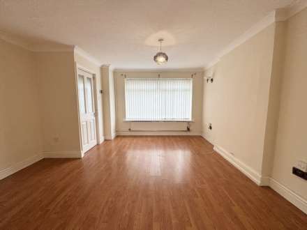 Dee Close, Shevington Park, Image 5