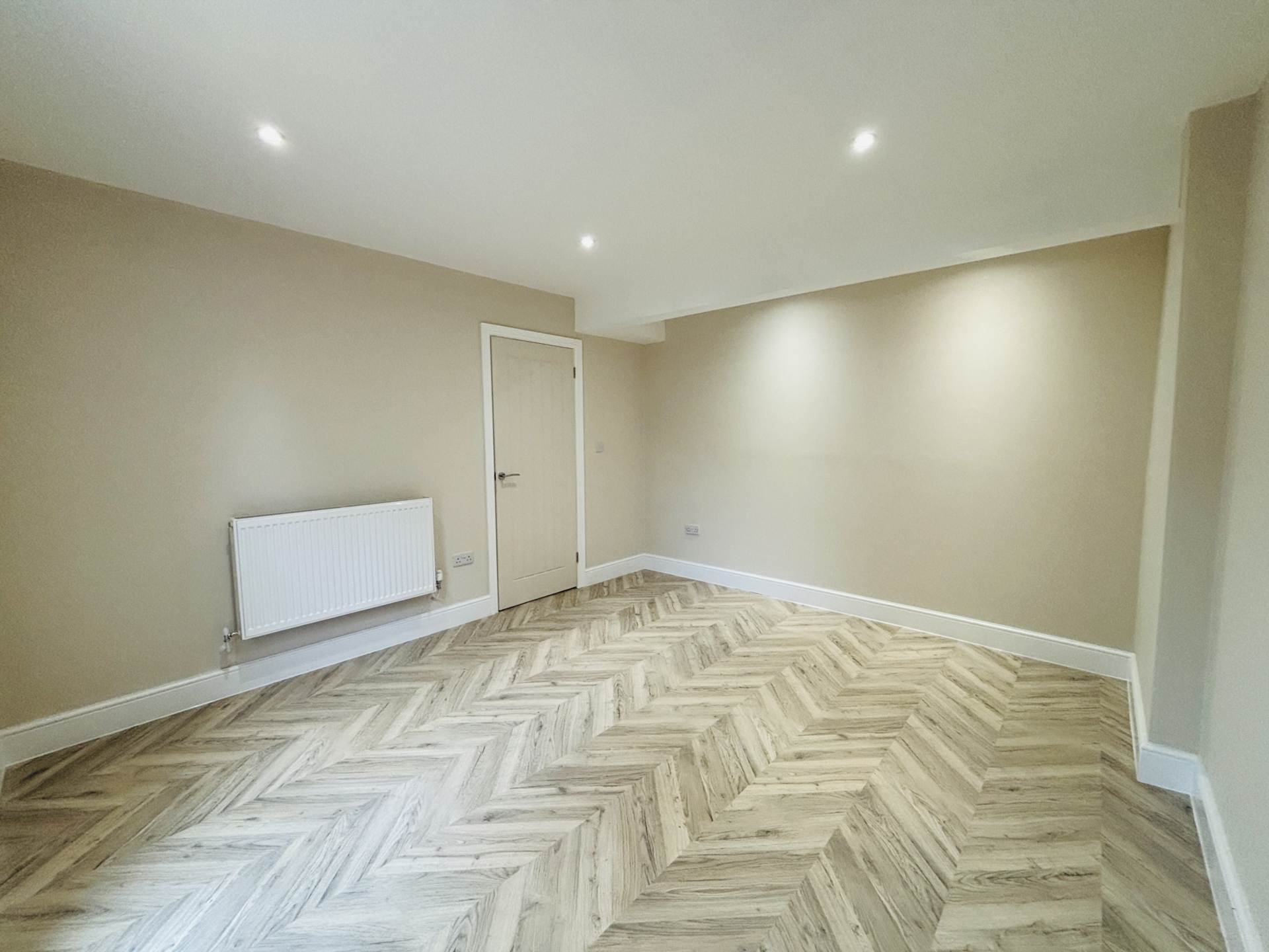 Manor Farm Road, Huyton, Image 11