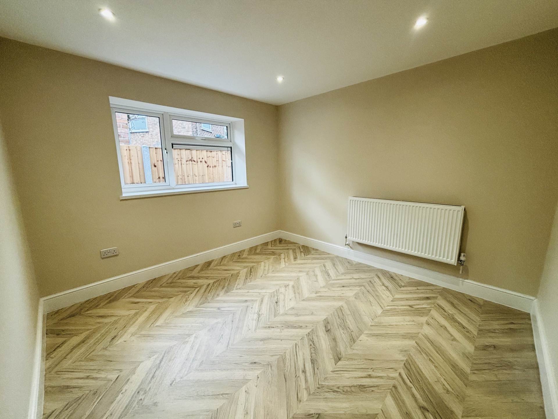 Manor Farm Road, Huyton, Image 8