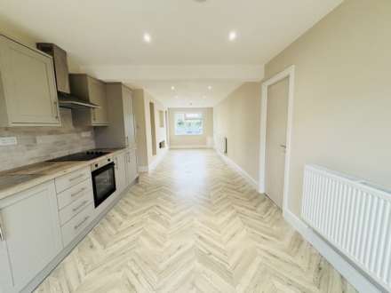 Manor Farm Road, Huyton, Image 6